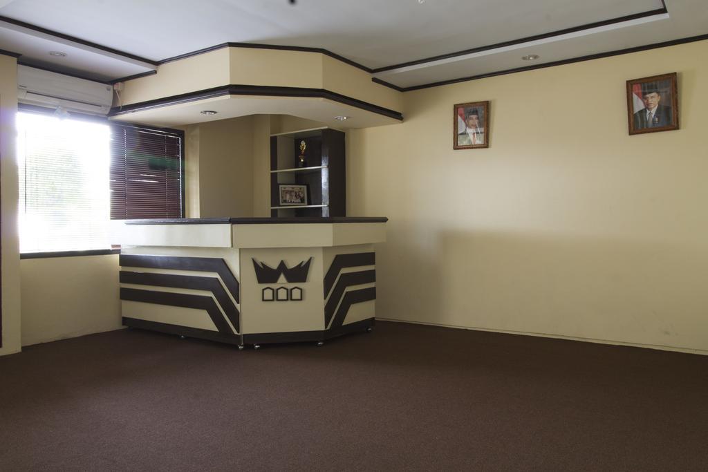 Hotel Reddoorz @ Klender Yakarta Exterior foto